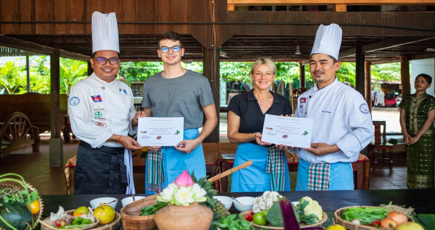 Siem Reap: Cooking Class in The Local's Village & Village Tour