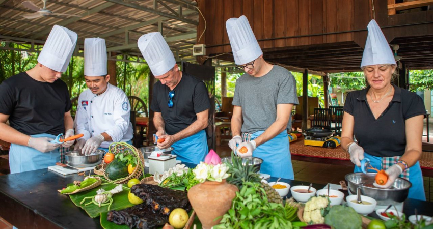 Siem Reap: Cooking Class in The Local's Village & Village Tour