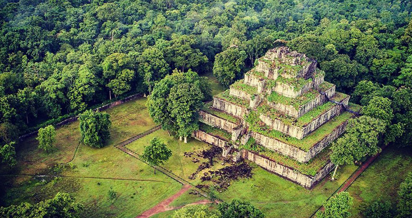 Koh Ker Temple - Preah Vihear