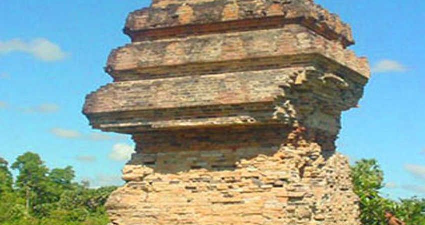 Phnom Preah Theat - Stung Treng