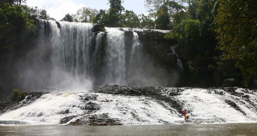 Pich Chenda Waterfall