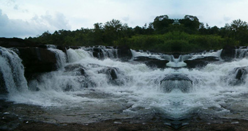 Veal Achaut Waterfall - Koh Kong