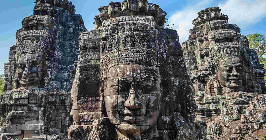 2-Day Best of Angkor Wat and Tonle Sap Lake Tour