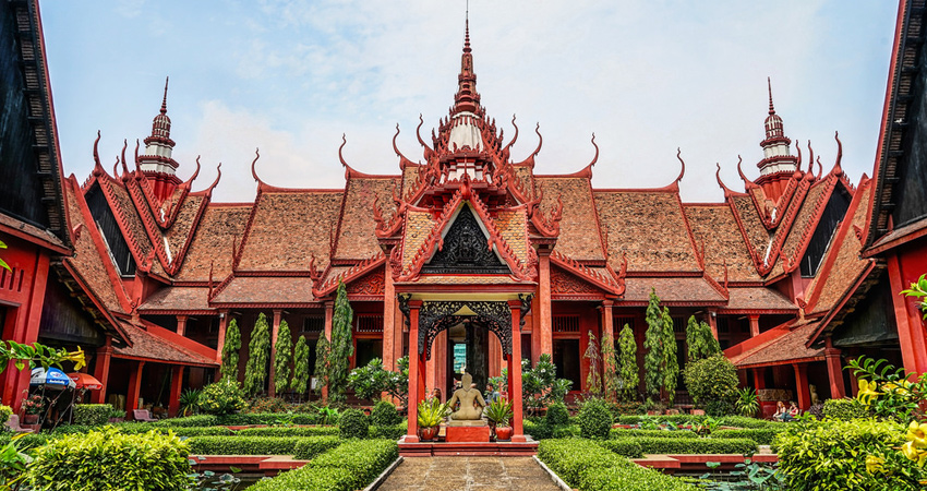 Phnom Penh to Siem Reap by Private Car or Minivan