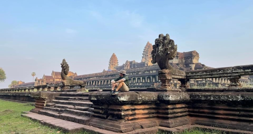 Morning Half-Day Angkor Wat Tour with Sunrise