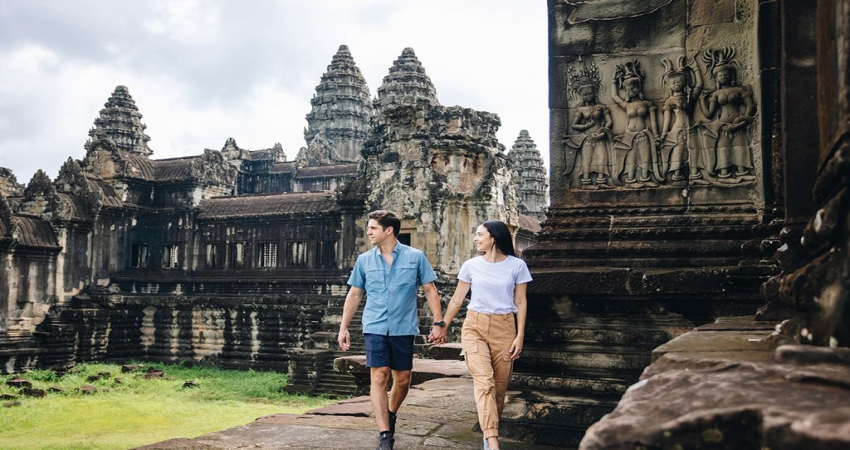 Morning Half-Day Angkor Wat Tour with Sunrise