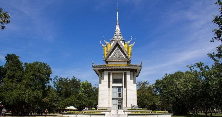 Sihanoukville to Phnom Penh by Private Car or Minivan