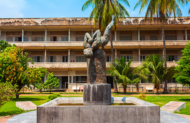 Tuol Sleng Genocide Museum and Killing Fields from Phnom Penh