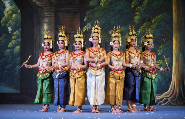 Apsara Theatre Performance include Dinner & hotel pick up